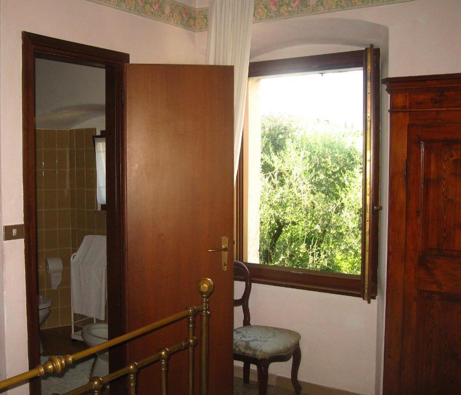 Locanda Restel De Fer Riva del Garda Habitación foto